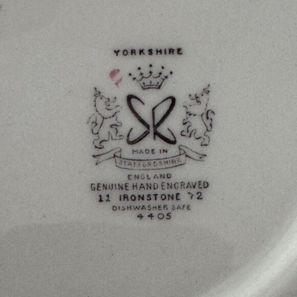 3 Yorkshire Staffordshire England Hand-Engraved Ironstone Bowls Oval Round 4405 - Picture 5 of 11